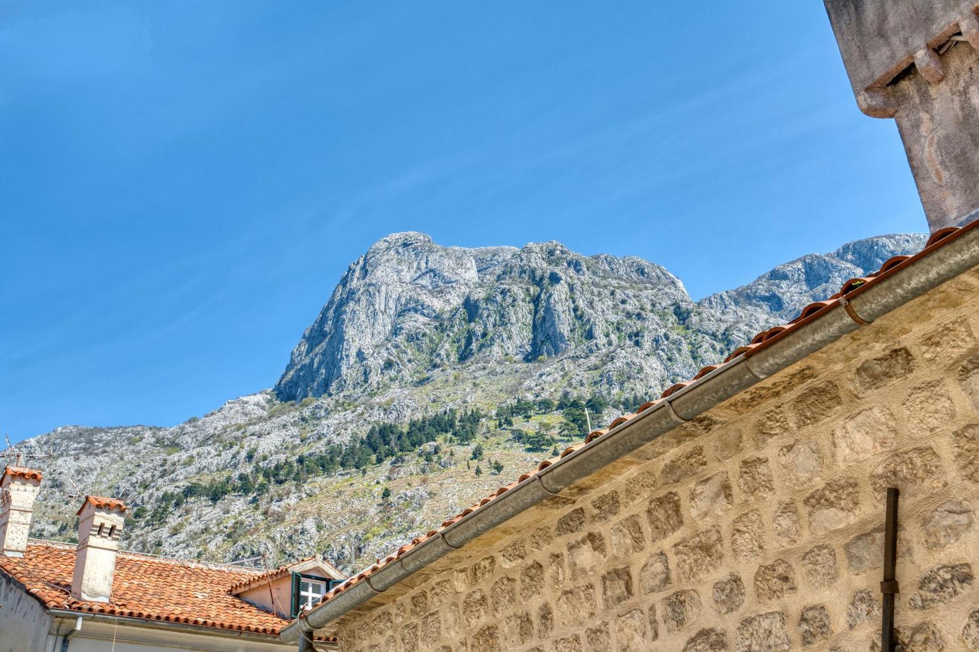 Hotel Rendez Vous Kotor Exterior foto
