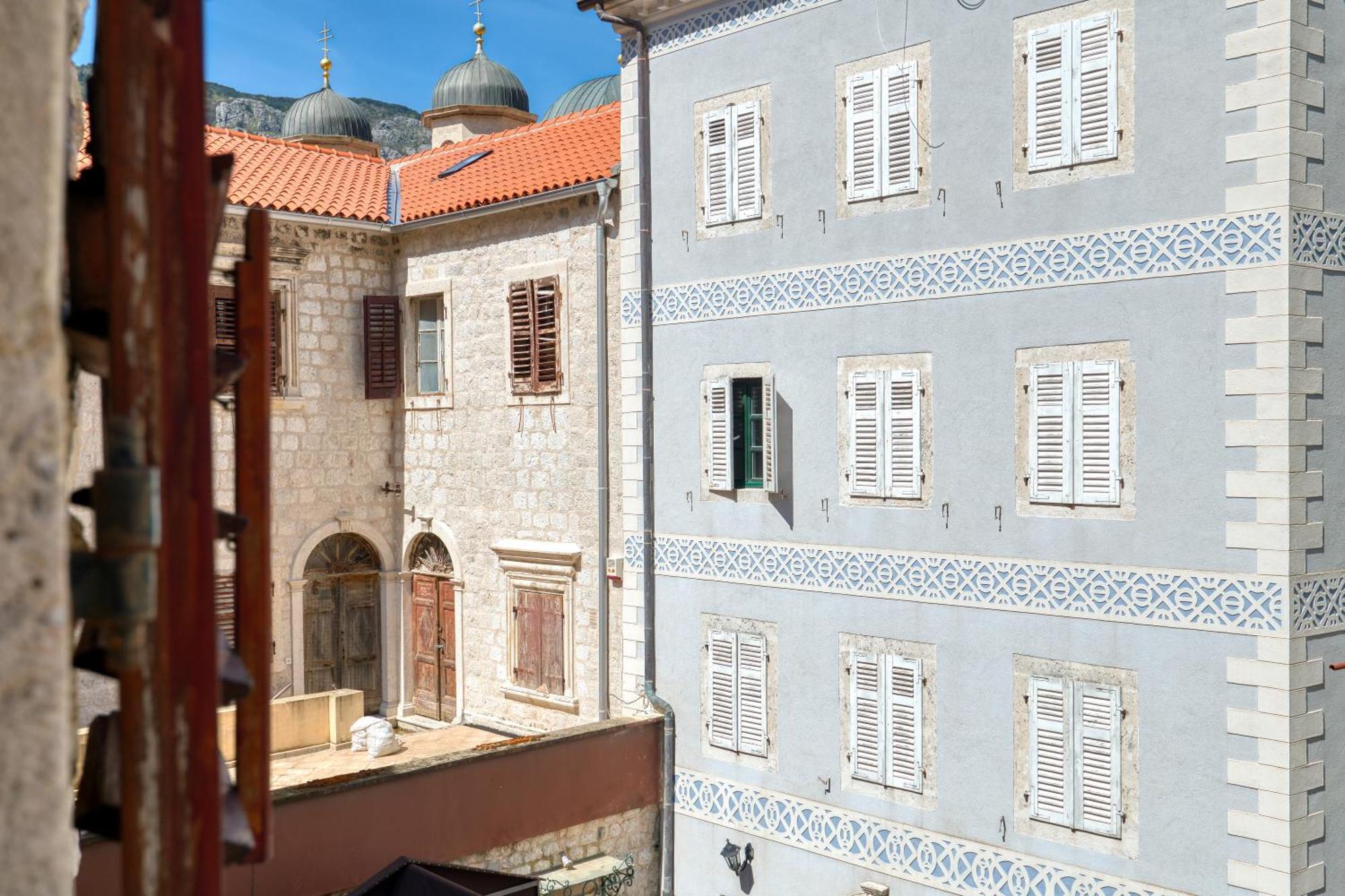 Hotel Rendez Vous Kotor Exterior foto